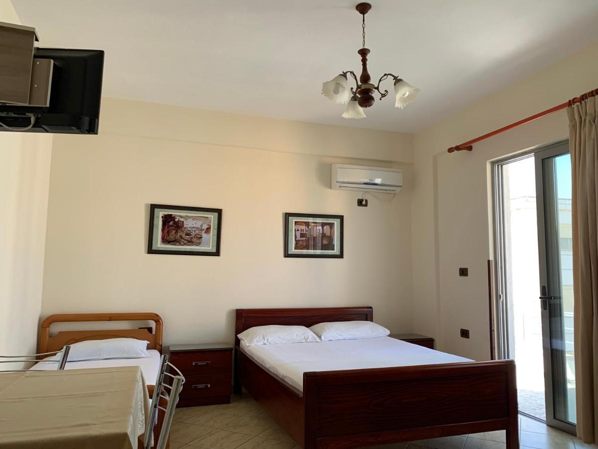 The First Hotel Saranda Extérieur photo