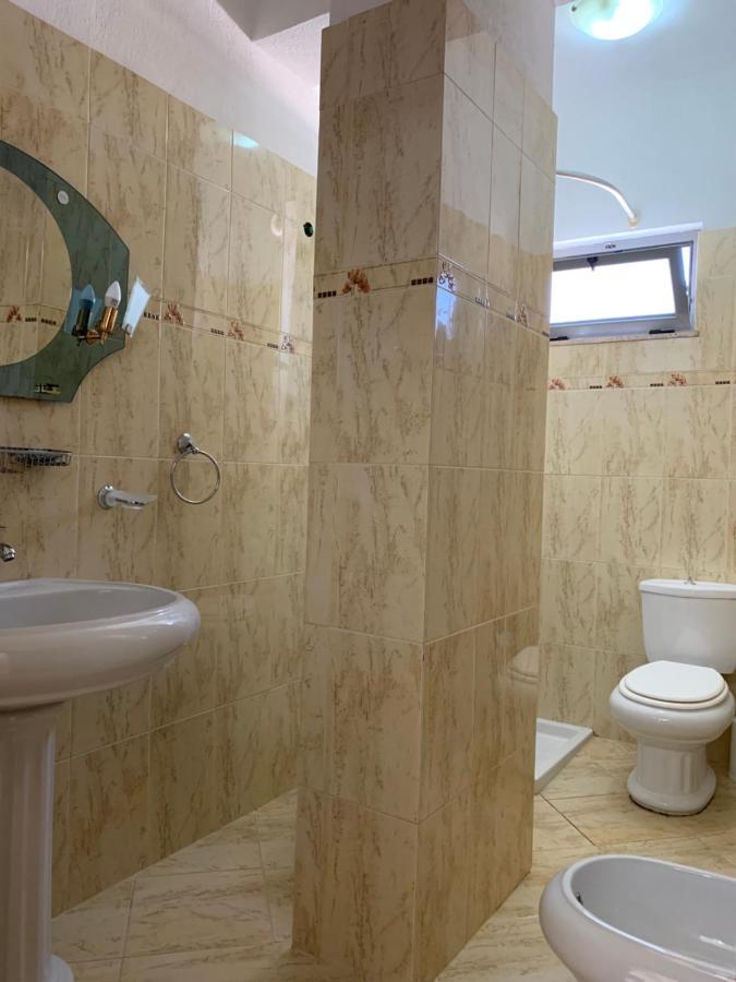 The First Hotel Saranda Extérieur photo