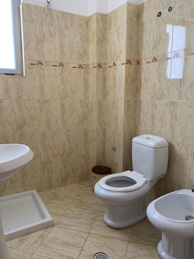 The First Hotel Saranda Extérieur photo