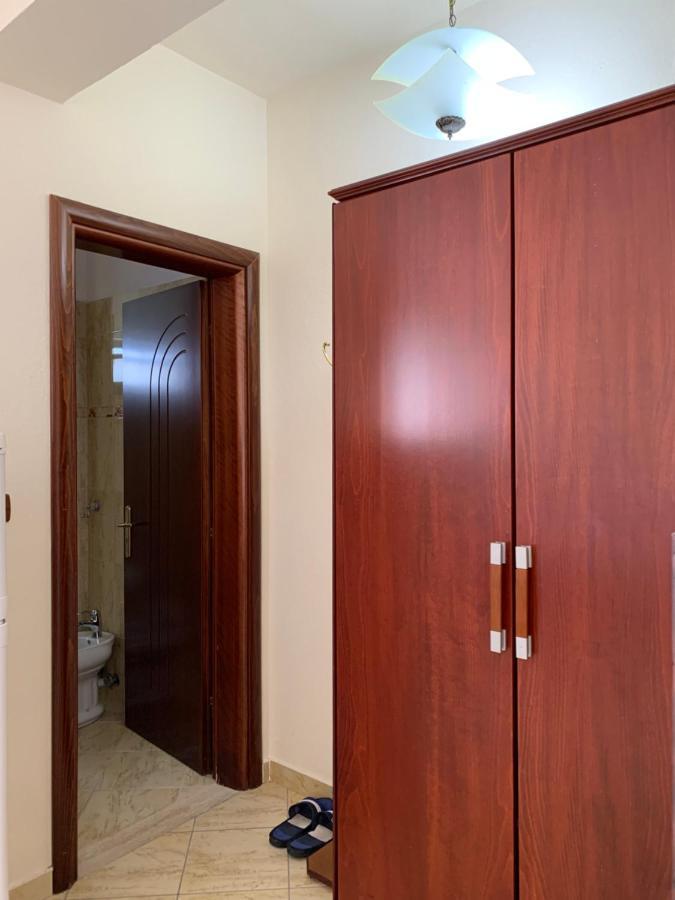 The First Hotel Saranda Extérieur photo