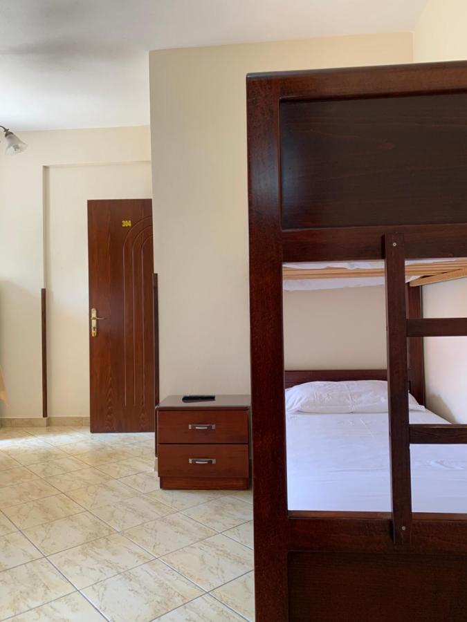 The First Hotel Saranda Extérieur photo