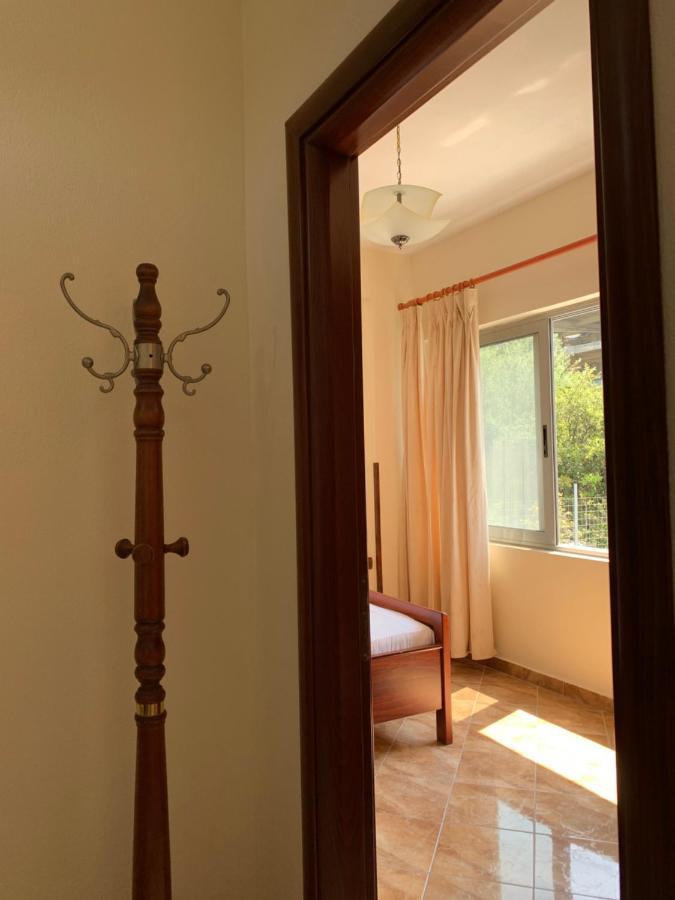 The First Hotel Saranda Extérieur photo
