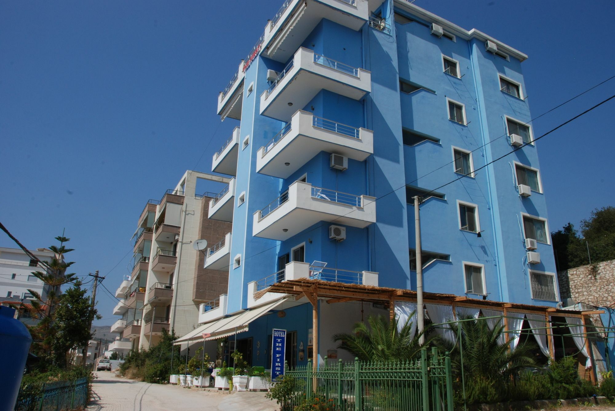 The First Hotel Saranda Extérieur photo